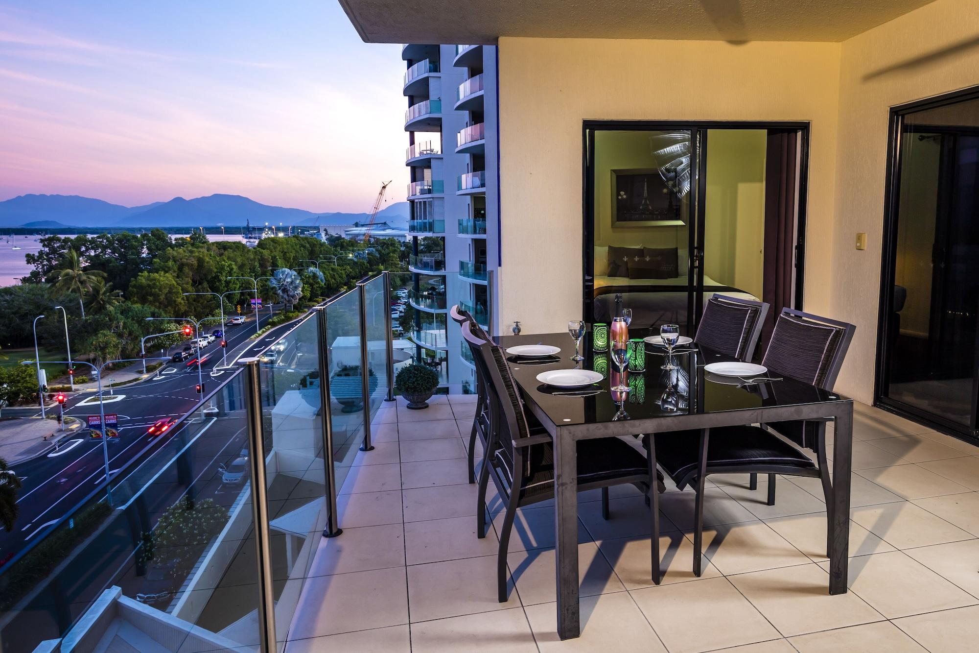 Jack And Newell Holiday Apartments Cairns Eksteriør bilde